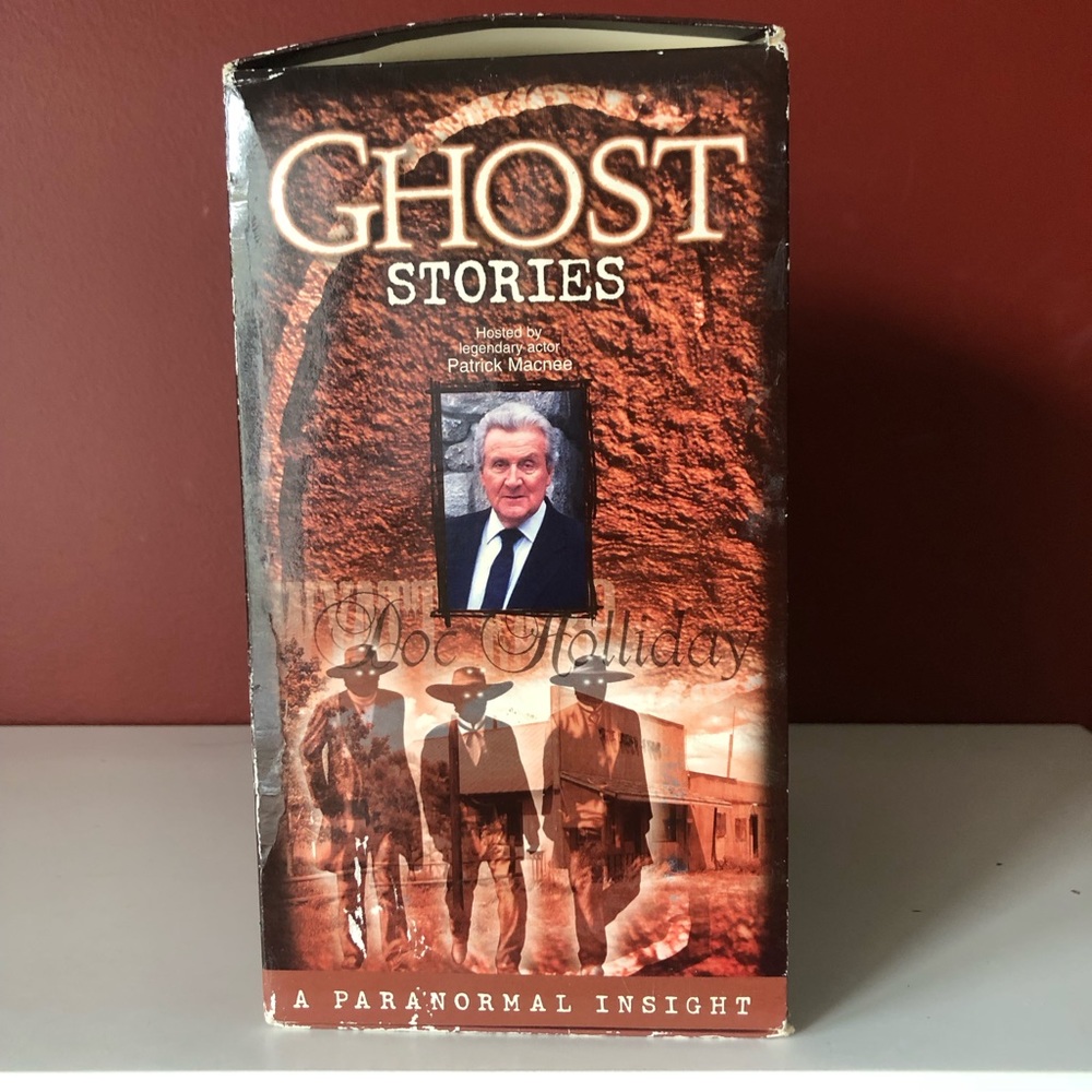 👛 (ANY 2 Sets/$35)  6 VHS GHOST STORIES featuring Host Patrick Macnee - Picture 4 of 14